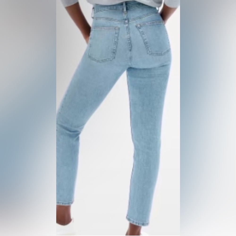 EUC Everlane Boyfriend Women’s 29 Regular Skinny Jeans Light Blue